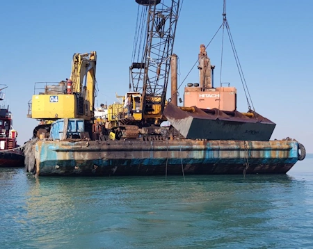 Dredging and coastal wall construction for Hormoz multipurpose port