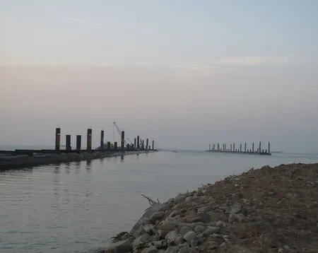 Installation of marine pipelines for Persian Gulf Star Refinery